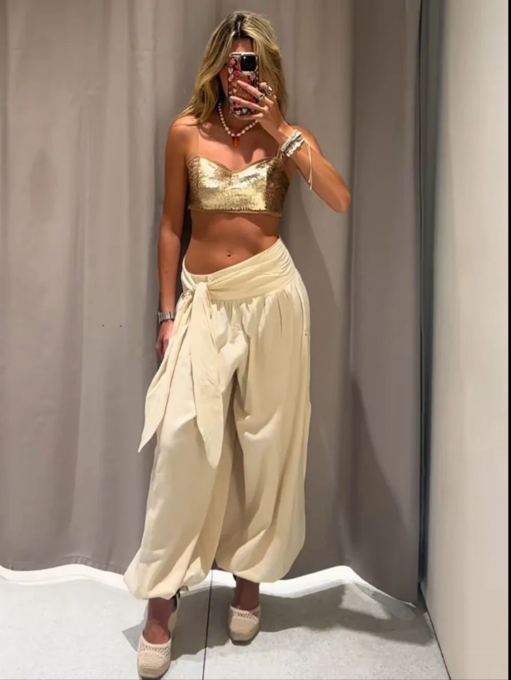 ZARA  BALLOON PANTS Size L